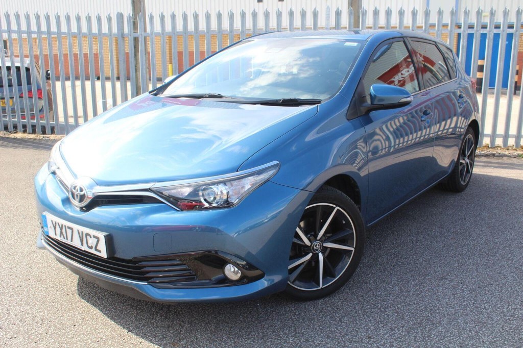 2017 Toyota Auris